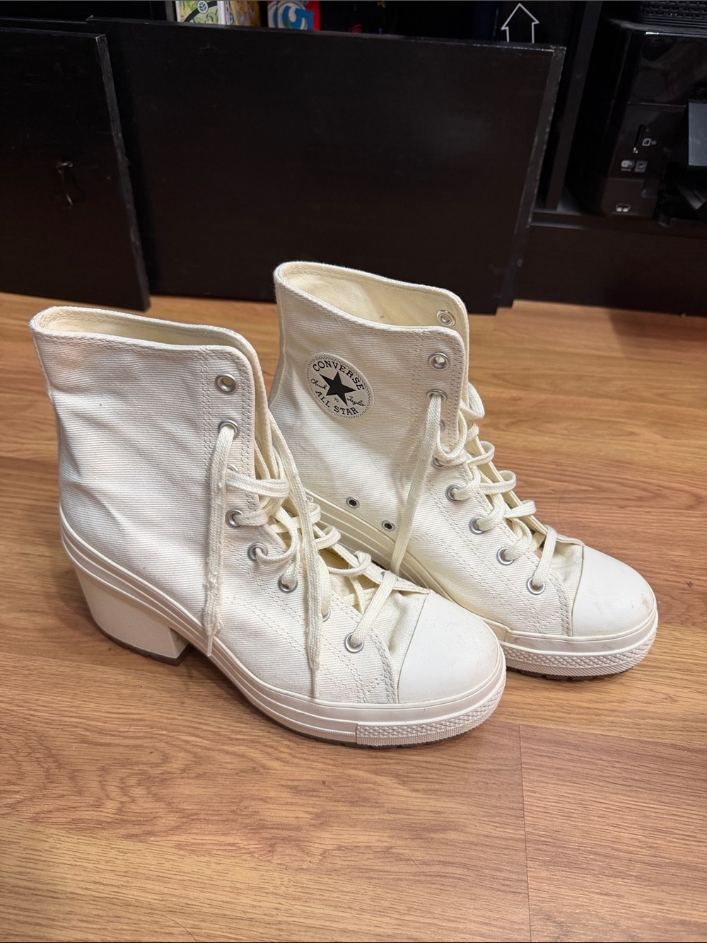 Off-White Converse Boot Heel
